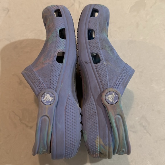 CROCS Classic Clogs Marbled size 2 Kids - Picture 5 of 7
